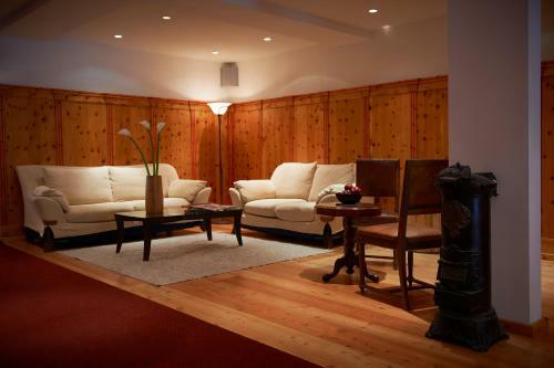 Hotel Dolomitenhof & Chalet Alte Post