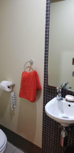71 The Spinnaker 3 Bed Waterfront Apartment