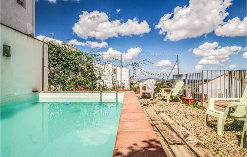 Six-bedroom Holiday Home In Luque