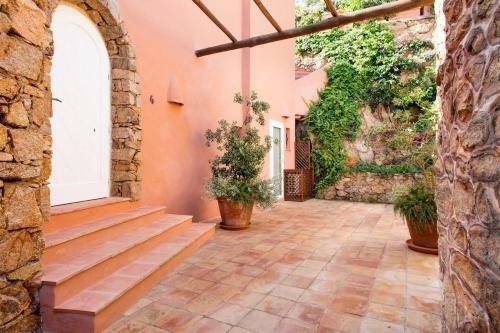 Piccolo Pevero Retreat