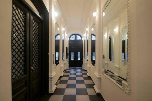 Lella Apartment - Pedestrian Zone & Charming Balcony