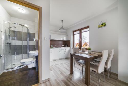Apartamenty I Pokoje Go?cinne Relax