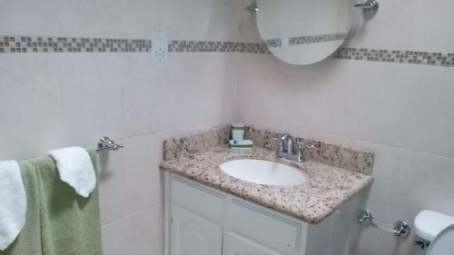 Apartamento Chrisanns Beach Resort