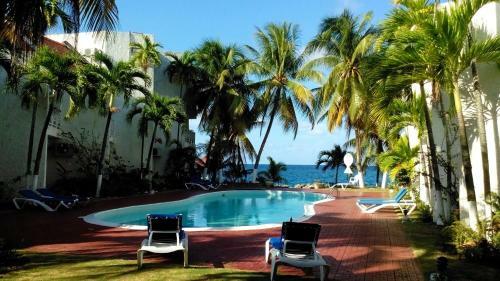 Apartamento Chrisanns Beach Resort