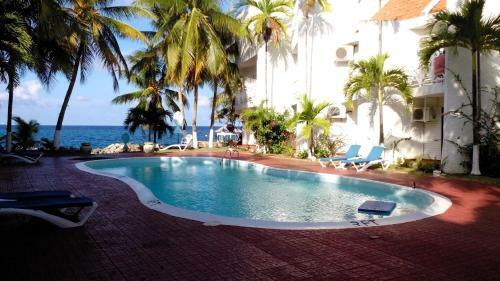 Apartamento Chrisanns Beach Resort
