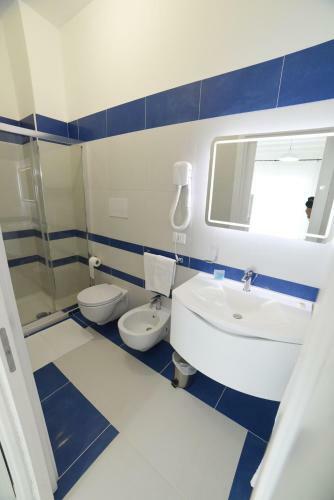 Hostal Latino Rent Room