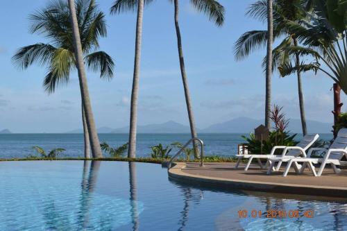 4 Bedroom Pool Villa 1 ~ 30 Seconds Walk To Beach