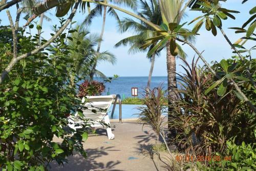 4 Bedroom Pool Villa 1 ~ 30 Seconds Walk To Beach