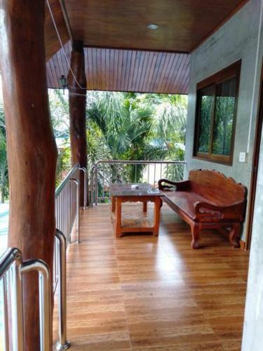 Hostal Bor Hin Baan Tai