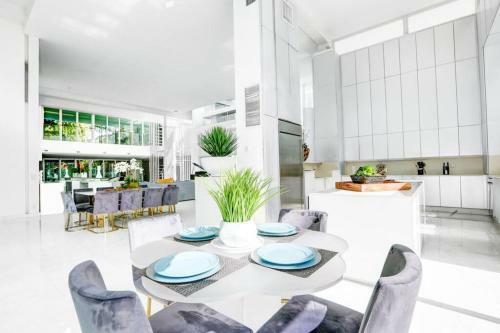 Villa Boti - Luxury Villa W/pool