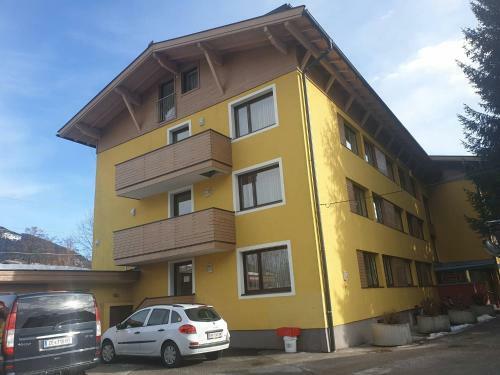 Hostal G�stehaus Latini