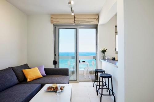 Vivian Art Apartments