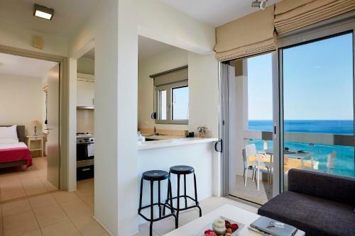 Vivian Art Apartments