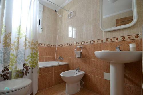 2 Bedroom Apartment With Pool And Beach