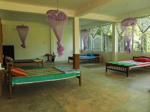 Hostal Kirala Garden Resort