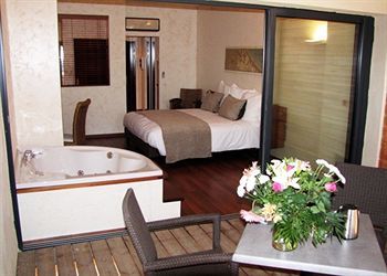 Aparthotel Clarion Suites Narbonne Ile Du Gua