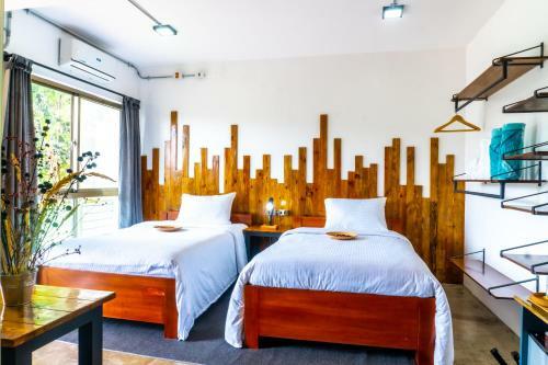 Hotel Av Suites