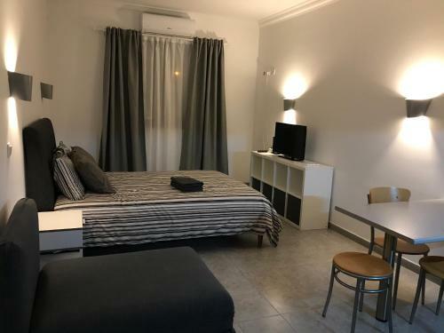 Ericeira Ocean & Garden View Apartment