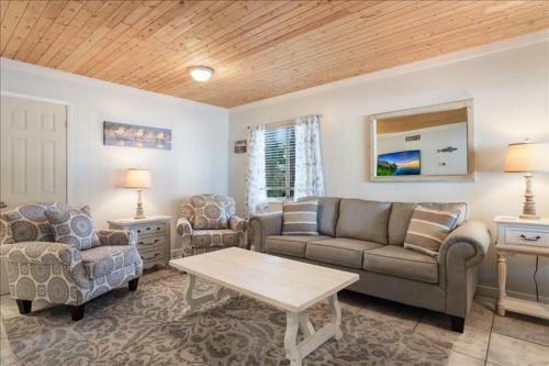 Coquina Cottage Cottage