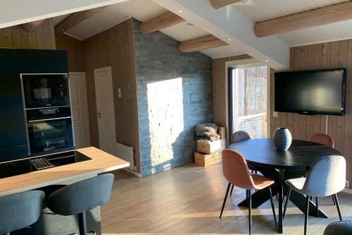 Hus Med Utsikt. House With A View