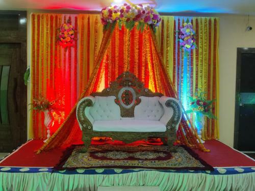 Matri Hotel & Banquets