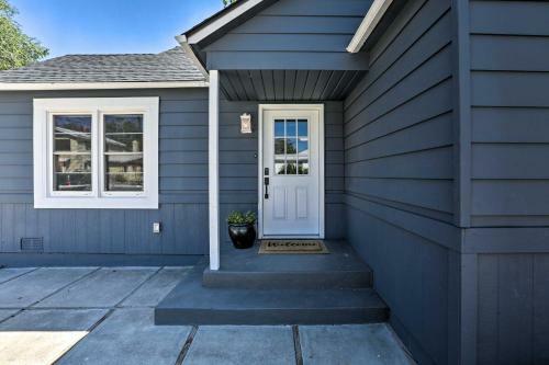 Luxurious Midtown Retreat With Furnished Deck!