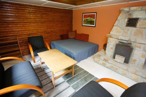 Harangvir�g 36 Fah�z