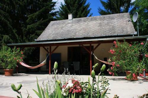 Apartamento B�rzs�nyliget Vend�gh�z