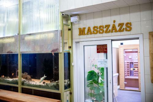 Szindb�d Wellness Hotel