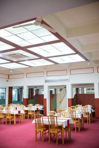 Szindb�d Wellness Hotel