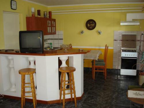 Hostal Zsoli Vend�gh�z