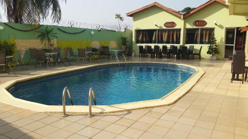 Posada Zambezi Inn Hotel