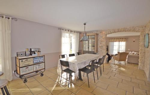 Holiday Home Loriol Sur Dr�me 40