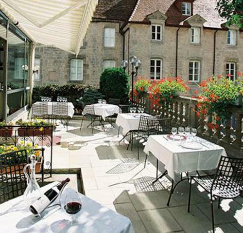 Hotel H�tel Le Cheval Blanc