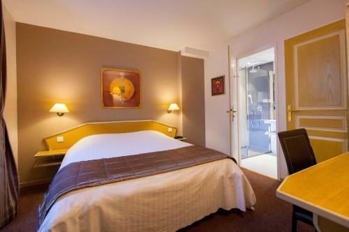 Hotel H�tel Le Cheval Blanc