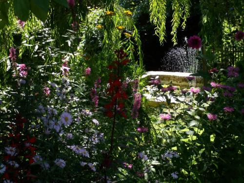 Hostal Jardin La Bourdonni�re