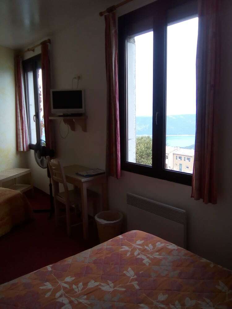 Hotel Altitude 823