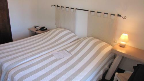 Hotel H�tel Les Gollandi�res