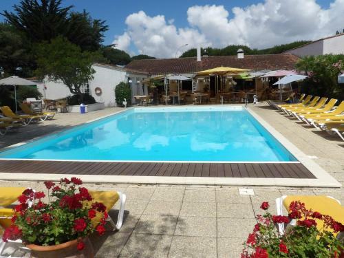 Hotel H�tel Les Gollandi�res