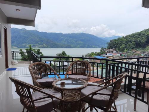 Hotel The Eagle Zone