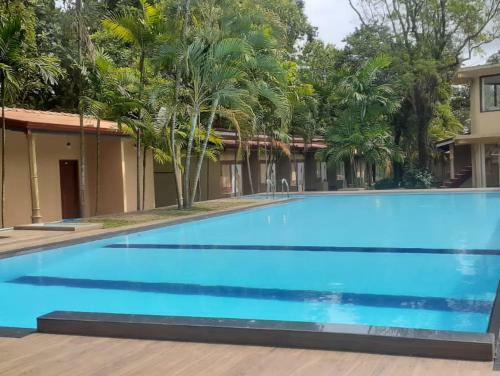 Hotel Lavendish Country Resort