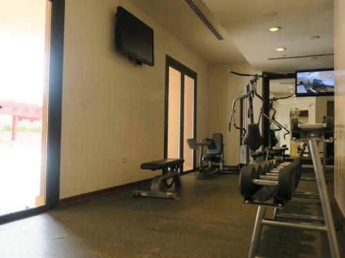 Lovely 1 Bed Served Apartment With Pool