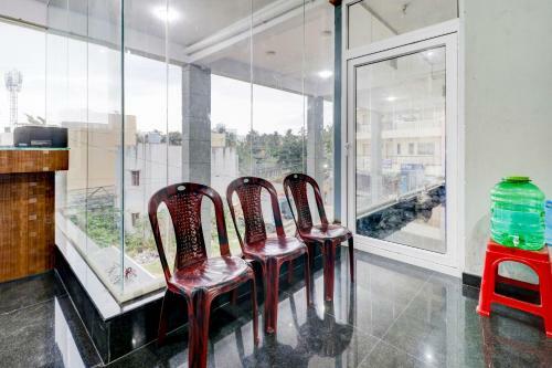 Hotel Oyo Flagship 92248 Sai International