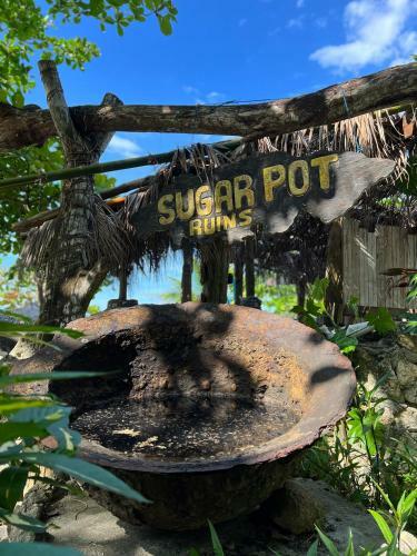 Vacation Home Near Beaches And Waterfalls