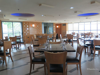 Hotel City Suites Ramos Tower By Crown Regency