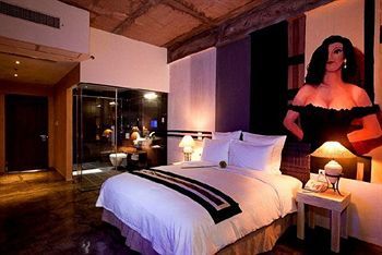 The Henry Hotel