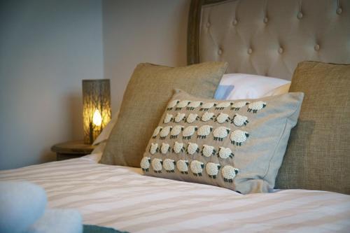 Wansfell Nook - Log Burner, Garden & Parking