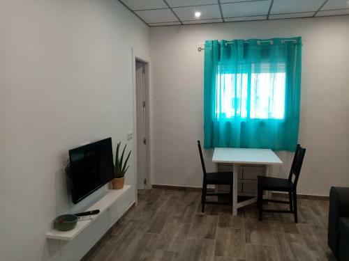 Apartamento A 4 Minutos Playa Zapillo Almer�a