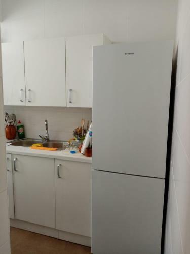 Apartamento A 4 Minutos Playa Zapillo Almer�a