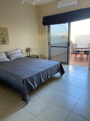 Newly Refurbished Mellieha Central Apartment
